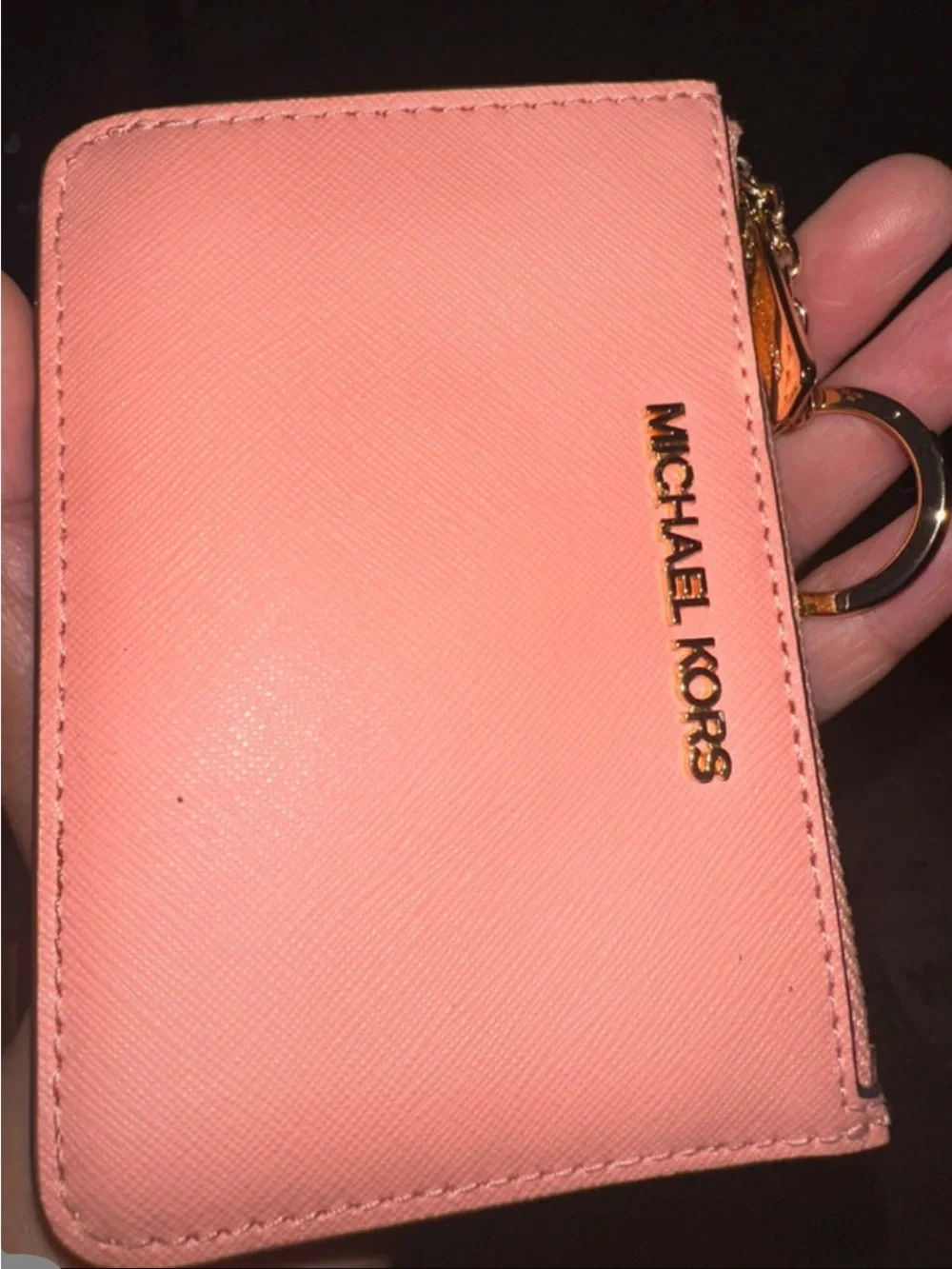 Michael Kors compact zip